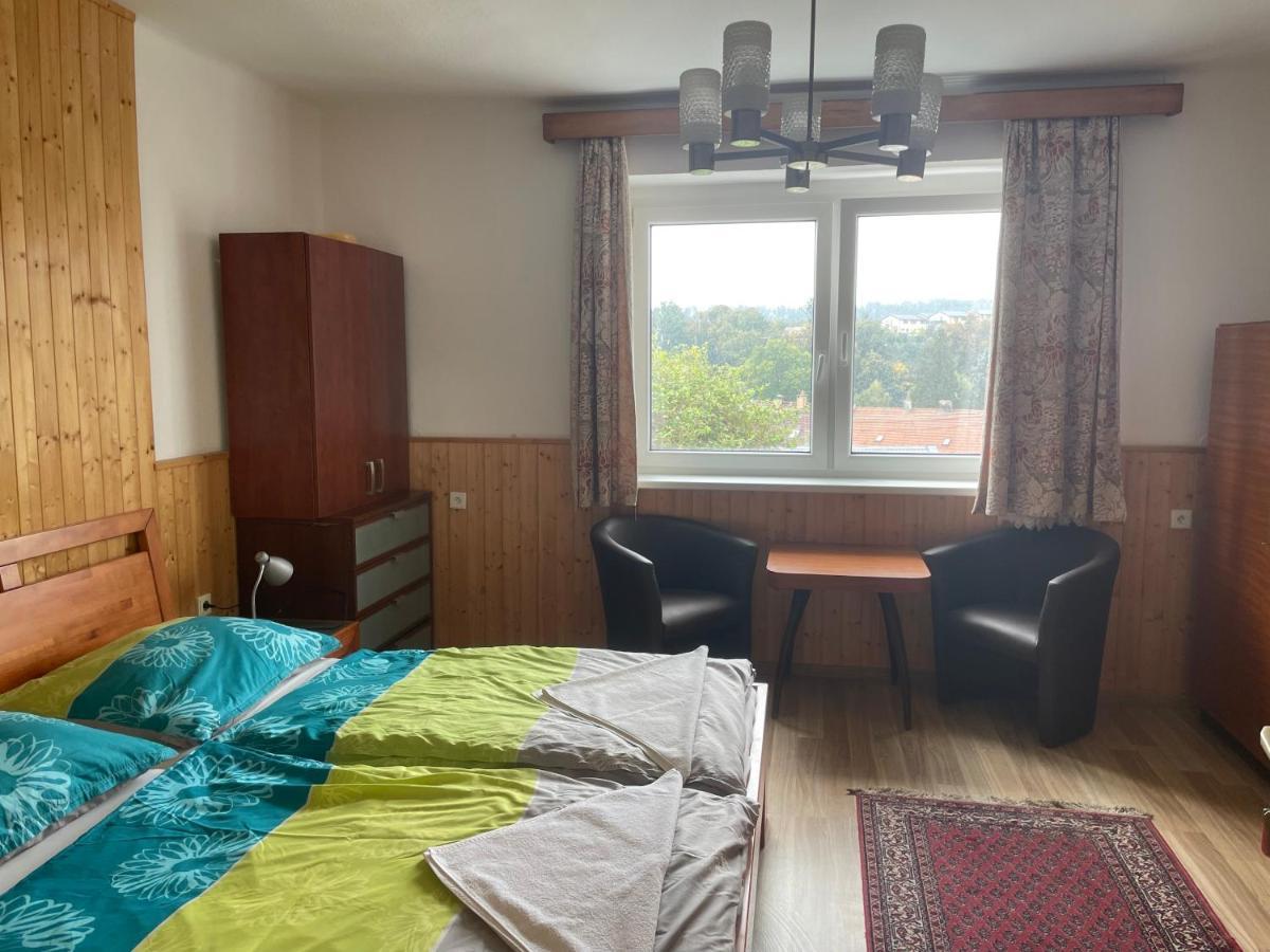 Penzion Fontana Hotel Namest nad Oslavou Ngoại thất bức ảnh