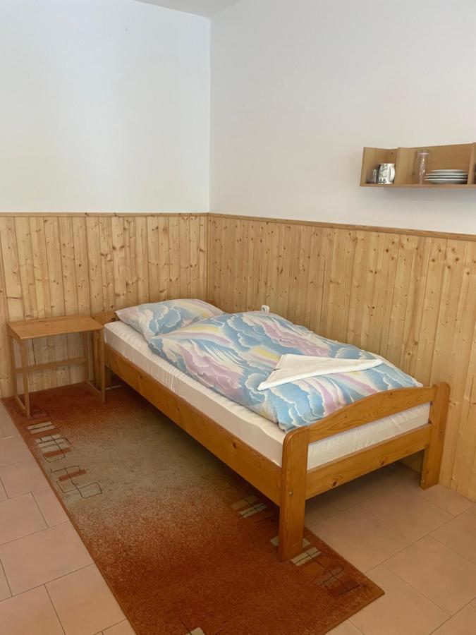 Penzion Fontana Hotel Namest nad Oslavou Ngoại thất bức ảnh